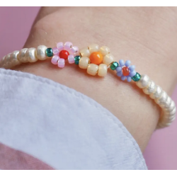 Bracelet Flowers and Blossoms