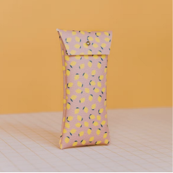 Etui à lunettes rose/ citrons